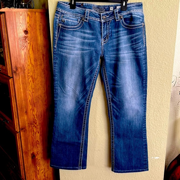 Miss Me Jeans - Picture 2 of 8